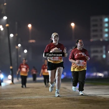Runner Photo 8746873
