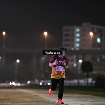 Runner Photo 8747377