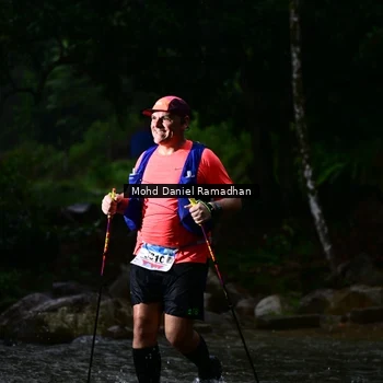 Runner Photo 8747406
