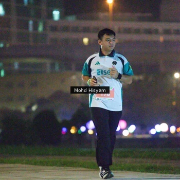 Runner Photo 8750333
