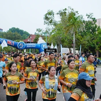 Runner Photo 8752186