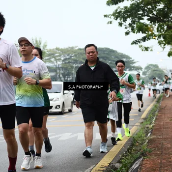 Runner Photo 8756679