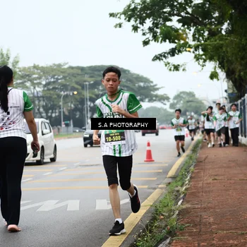 Runner Photo 8756699