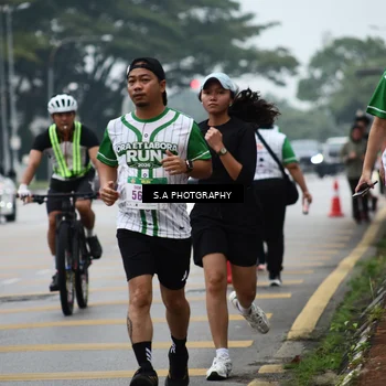 Runner Photo 8756753