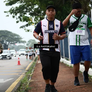 Runner Photo 8756779