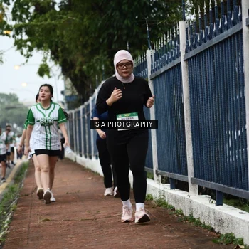 Runner Photo 8756798