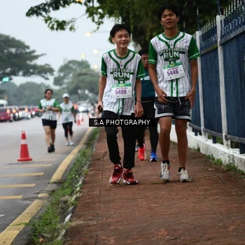 Runner Photo 8757035