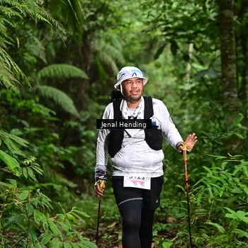 Runner Photo 8764658