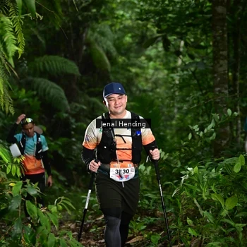 Runner Photo 8764677