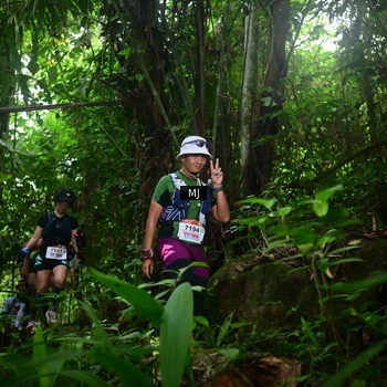 Runner Photo 8765275