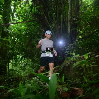 Runner Photo 8765656