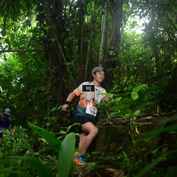 Runner Photo 8765695