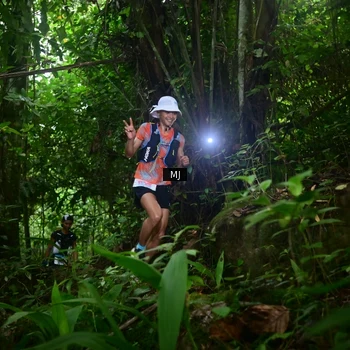 Runner Photo 8765698