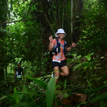 Runner Photo 8765707