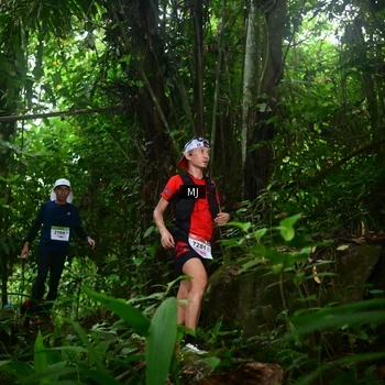 Runner Photo 8765747