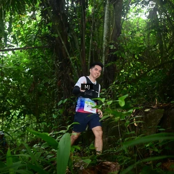 Runner Photo 8765758