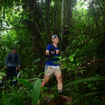 Runner Photo 8765846