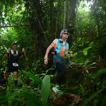 Runner Photo 8765944