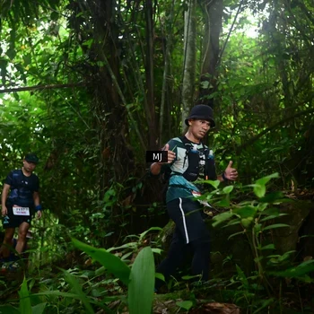 Runner Photo 8765959