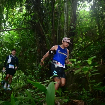 Runner Photo 8765969