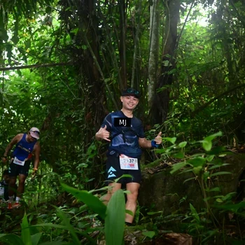Runner Photo 8765973