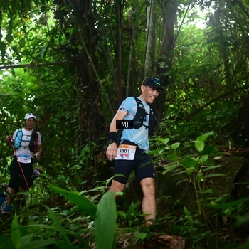 Runner Photo 8765994