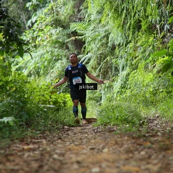 Runner Photo 8766335