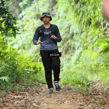 Runner Photo 8766336