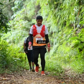 Runner Photo 8766402