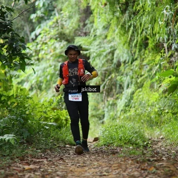 Runner Photo 8766404