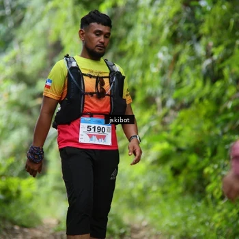 Runner Photo 8766547