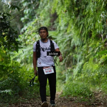 Runner Photo 8766565