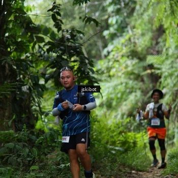 Runner Photo 8766630