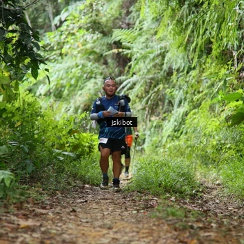 Runner Photo 8766657