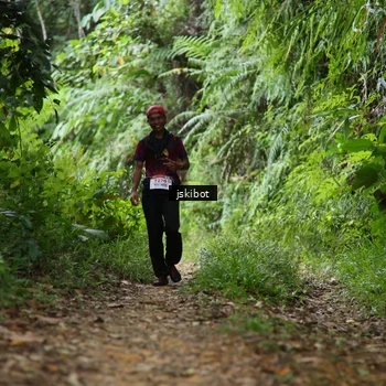 Runner Photo 8766696