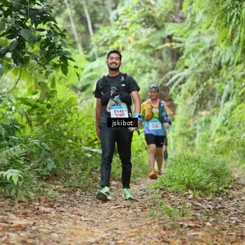 Runner Photo 8766870