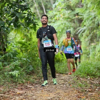 Runner Photo 8766872