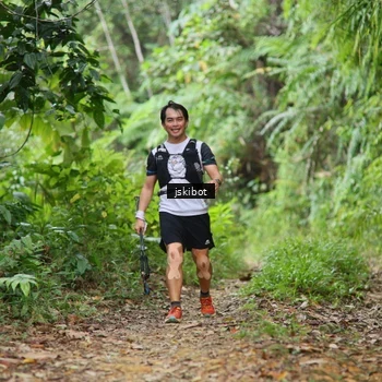 Runner Photo 8766921