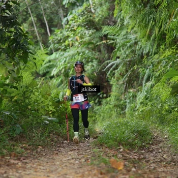 Runner Photo 8766944