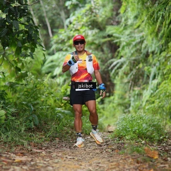 Runner Photo 8767010