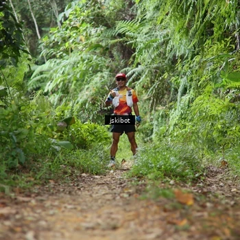 Runner Photo 8767011