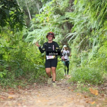 Runner Photo 8767040