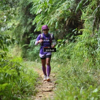 Runner Photo 8767112