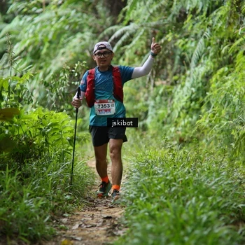 Runner Photo 8767138