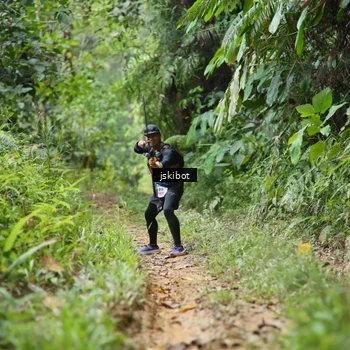 Runner Photo 8767172