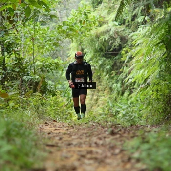 Runner Photo 8767352