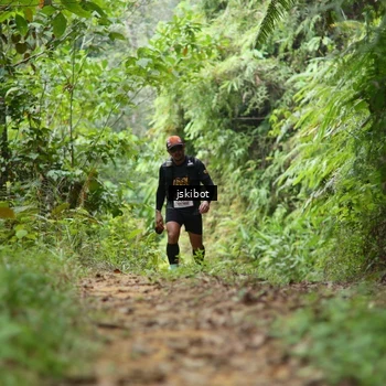 Runner Photo 8767353
