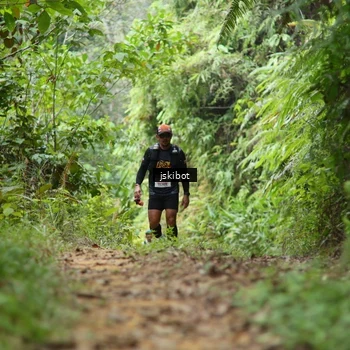Runner Photo 8767358