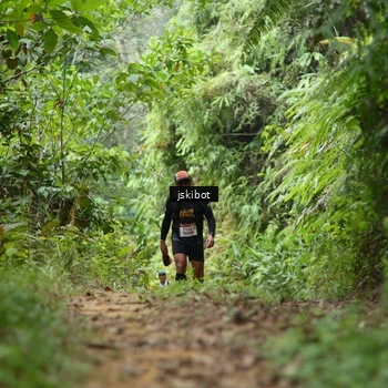 Runner Photo 8767362