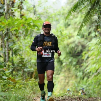 Runner Photo 8767385